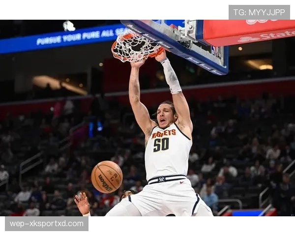 哈基姆·奥拉朱旺利用低位单打提升关键时刻得分效率明显优于同代内线