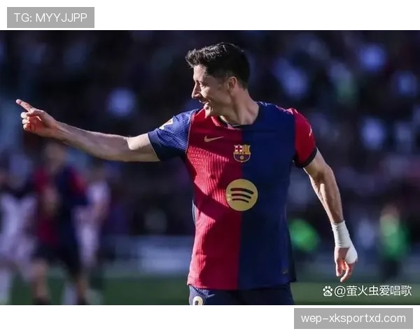 巴萨问题曝光：莱万依赖症太重，战术漏洞成争冠瓶颈！